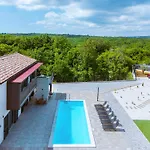 Casa Bellanika