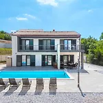 Casa Bellanika
