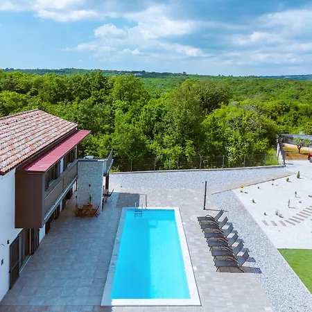Casa Bellanika