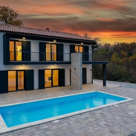 빌라 Casa Bellanika *